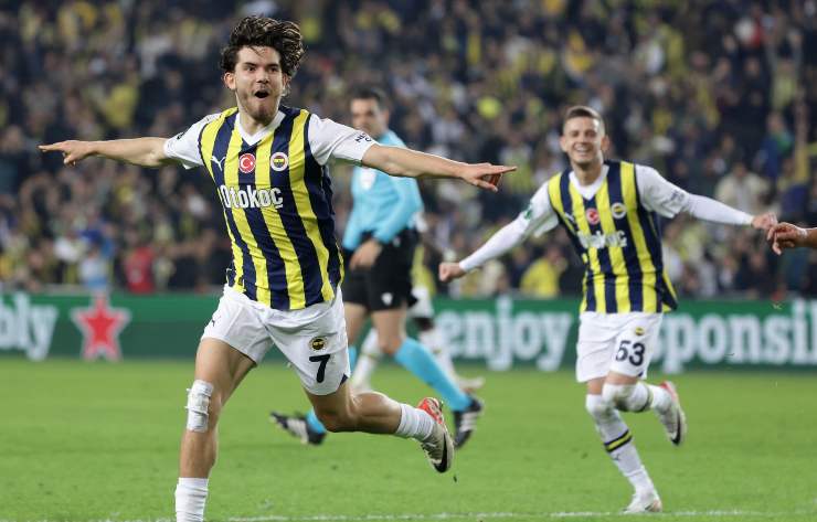 Ferdi Kadioglu esulta dopo il gol segnato con il Fenerbahçe - foto ANSA - Sportincampo.it